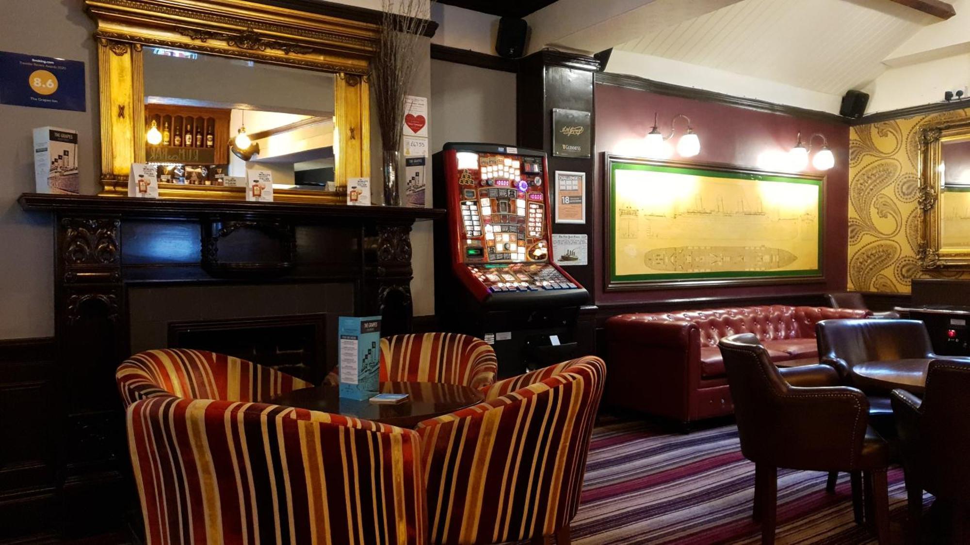 The Grapes Pub Hotel Southampton Bagian luar foto
