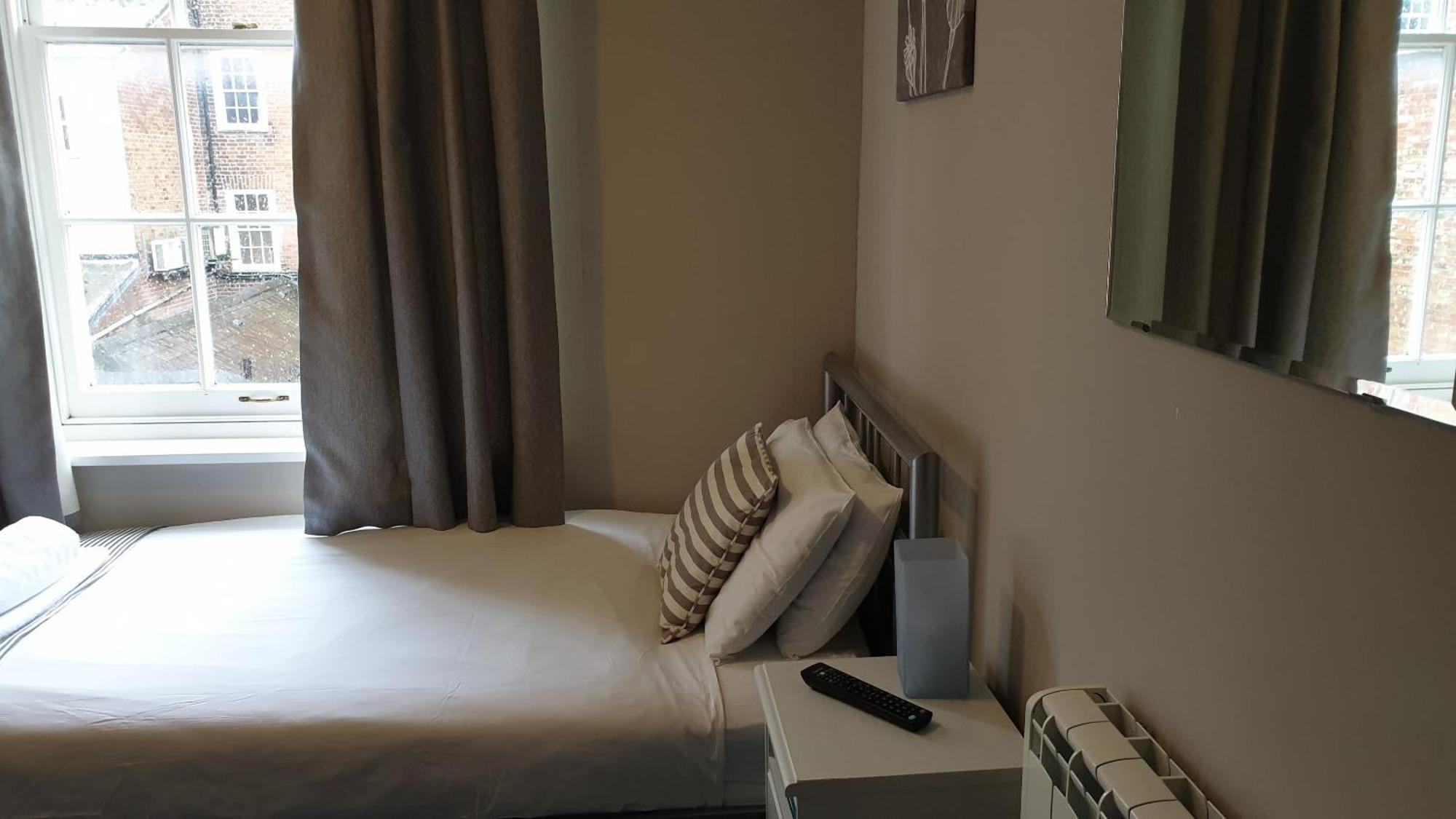 The Grapes Pub Hotel Southampton Bagian luar foto